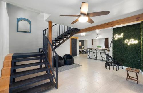 Paradise Valley Village Apartamento | Extravagant Phoenix Retreat Pool Gazebo HeatedPool
