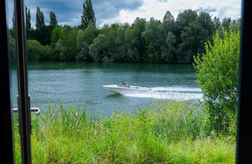 Ezy-sur-Eure Casa | Ezy House 1 by Tiny Away