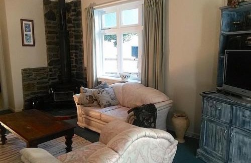 Blenheim Casa | Ezy Walk - Blenheim Holiday Home