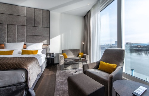 Metternich Hotel | Fährhaus