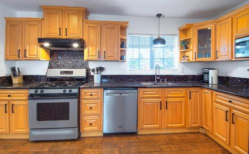 Hermosa Village Casa | F-22 Castle House 2