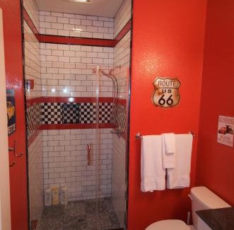 Southwest Anaheim Casa | F-33 Walts Place