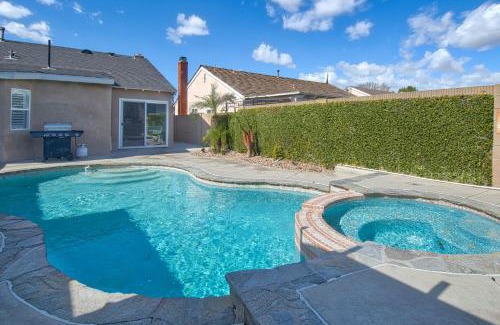 Southwest Anaheim Casa | F-58 Mandos Hideaway