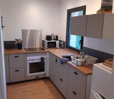 Lampaul-Plouarzel Apartamento | F2 Centre Bourg à 10min GR34 et plages
