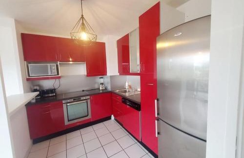Cergy Apartamento | F3 Cosy avec Parking, Wifi Fibre - Centre-ville, Face ESSEC, Proche Gare et Commerces
