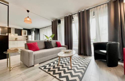 Quartier Exposition-Bajatiere Apartamento | #F7 The contemporary 6 sleeps Wifi tramway