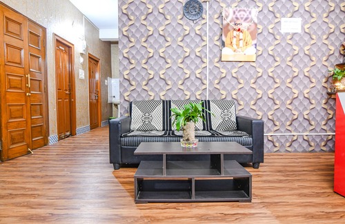 Salt Lake Hotel | Fabexpress Astoria House