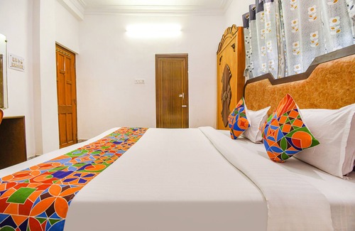 Salt Lake Hotel | Fabexpress Astoria House