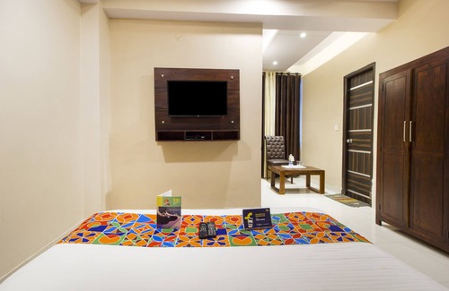 Jaipur Hotel | FabExpress Travelers Lodge