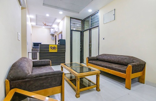 New Delhi Hotel | FabHotel Ashok Vihar