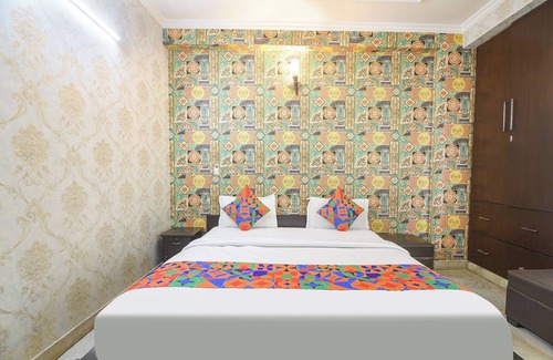 Chittaranjan Hotel | Fabhotel Chaudhary Palace