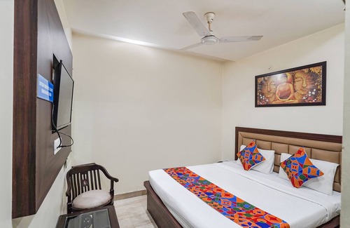 Vaishali Hotel | Fabhotel Cloud 9 Shopprix Mall