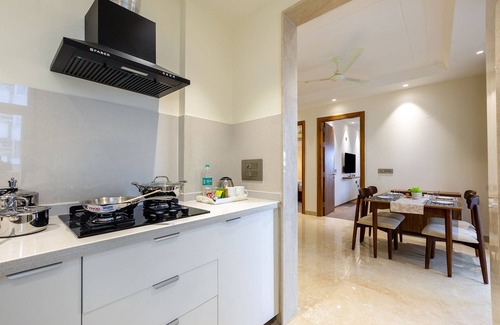 DLF Phase 5 Hotel | Fabhotel Exotica Avenue