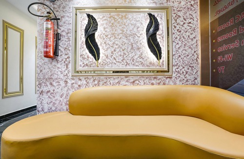 Adajan Hotel | Fabhotel Luxurious Inn