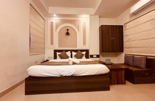 Durgapura Hotel | Fabhotel Majestic Heights