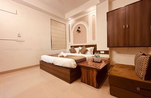 Durgapura Hotel | Fabhotel Majestic Heights