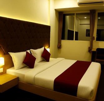 Bhopal Casa | FabHotel New Rajdoot - Bhopal railway station platform no 6