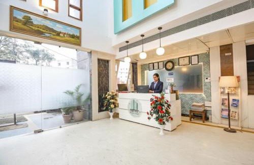 Jasola Hotel | FabHotel Prime Zen Inn - Nr Apollo Hospital