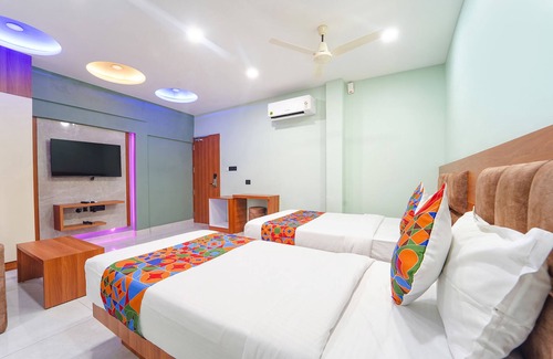 Kochi Hotel | Fabhotel Q One Plaza