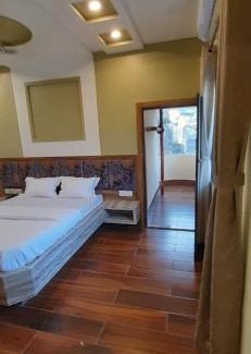 Ballygunge Hotel | FabHotel Quest - Nr Quest Mall