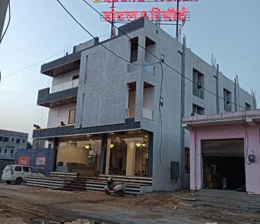 Sikar Hotel | FabHotel Radhy Sham