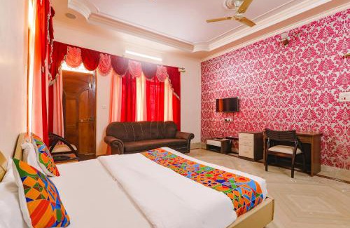Allahabad Hotel | FabHotel Raka Inn