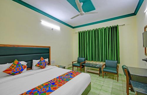 Secunderabad Cabina | FabHotel Ranjit Residency
