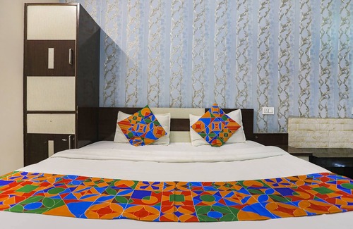 Allahabad Hotel | Fabhotel Royal Stay Inn