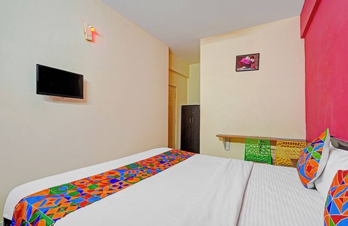 RR Nagar Hotel | Fabhotel Slv Suites