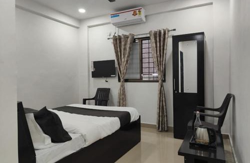 Kharadi Hotel | FabHotel Spark Inn