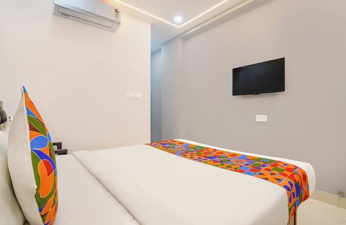 Medchal Hotel | Fabhotel Sree Laveeza