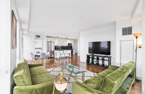 Mission Hill Apartamento | Fabulous 2br 2ba unit lake view