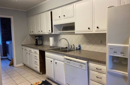 Fort Smith Condominio | Fabulous 4-bedroom condo in Fort Smith