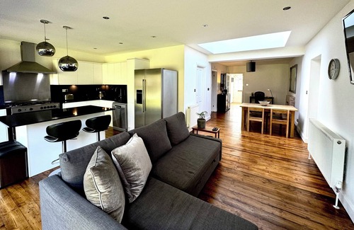 Hatfield Casa | Zarza House A 20 mins de Harry Potter World. Aparcamiento y Wifi gratis. 8 pers.
