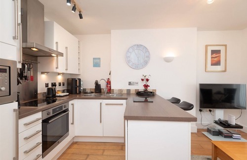West Looe Casa | Fabuloso apartamento moderno con vistas sensacionales.