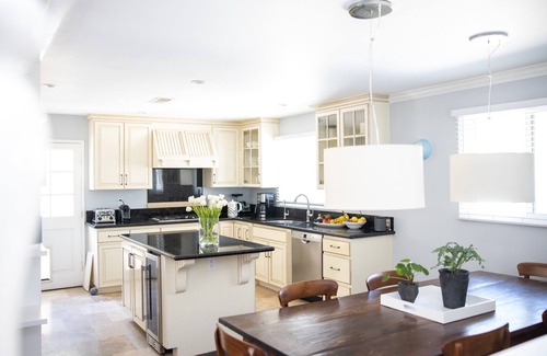 The Mesa Casa | Fabulous ocean view home within walking distance to Shoreline Park