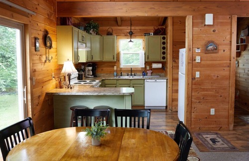 Timberline Cabina | Fabulous Rustic Mountain Cabin walking distance to Timberline Mountain Slopes!