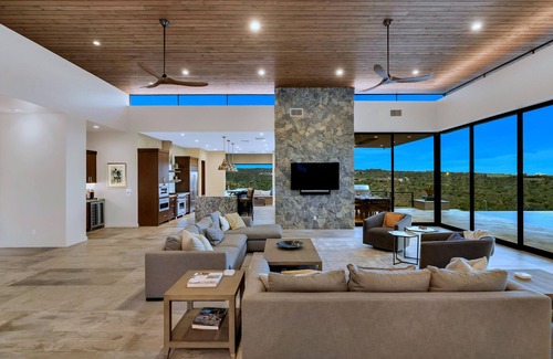 Carefree Casa | Fabulous Secluded Modern Estate in Carefree, AZ w/ Mountain Views