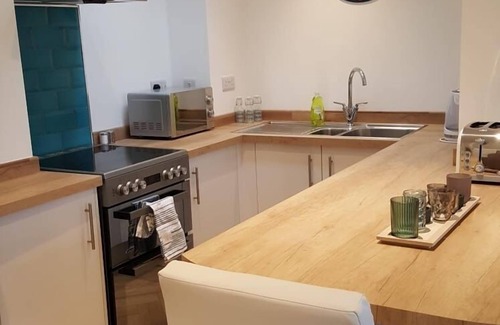 Sidmouth Apartamento | Fabulous Sidmouth apartment with sea peeps