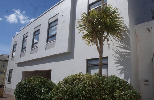 Sidmouth Apartamento | Fabulous Sidmouth apartment with sea peeps