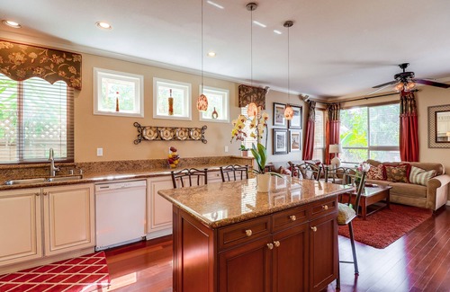 Carmel Valley Casa | FABULOSO Y ESPACIOSO LUJO CARMEL VALLEY / DEL MAR HABITACIÓN AMUEBLADA DE 5 DORMITORIOS.