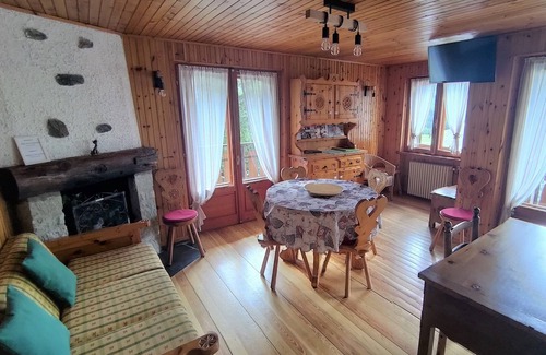 Cogne Apartamento | Fabulous three-room apartment at the foot of the ski slopes - Pets allowed