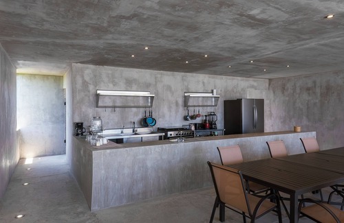 Puerto Juarez Villa | Fabulous villa for groups in Playa del Carmen, great rooftop common area pool.