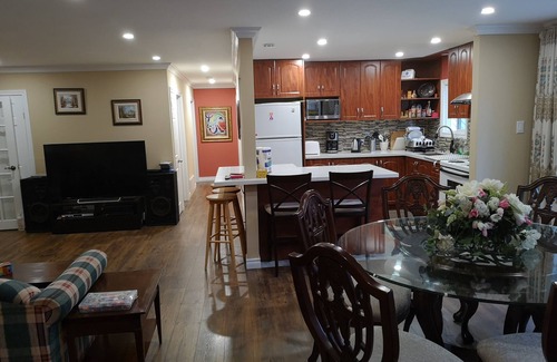 Kirkfield Cabaña | Fabuloso frente al mar Casa de 5 habitaciones en Kawartha Lakes (430 'sitio de gran profundidad, AC)