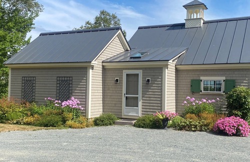 Brooklin Cabaña | Fabulous Waterfront Cottage for Two