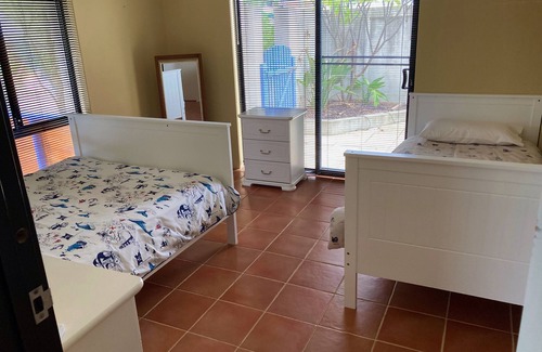 West Beach Casa | FABULOSO WEST BEACH ESPERANCE HOME CON VISTAS. MASCOTA AMIGABLE.