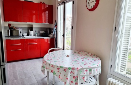 Angouleme Apartamento | Apartamento-Ciudad-Baño privado con ducha-Vista al Parque