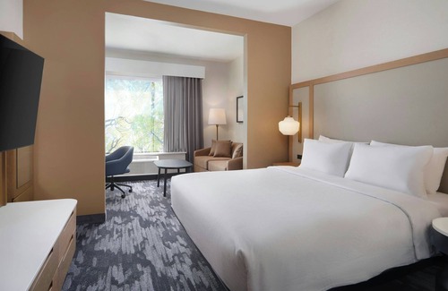 Durham Hotel | Fairfield by Marriott Inn & Suites Durham