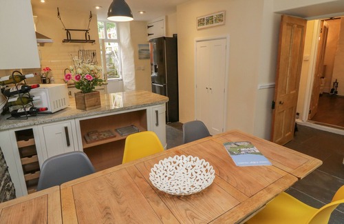 Boscastle Cabaña | FAIRFIELD COTTAGE, pet friendly, with open fire in Boscastle