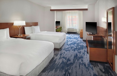 Charlotte Hotel | Fairfield Inn and Suites by Marriott Charlotte Airport